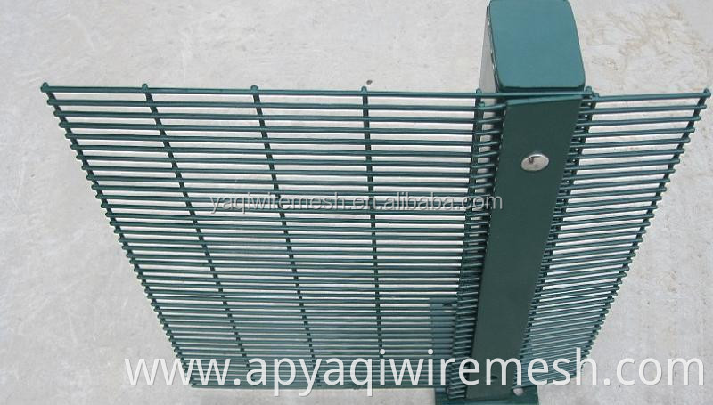 76.2mm*12.7mm anti-climb galvanized/pvc coated welded mesh fence used in army